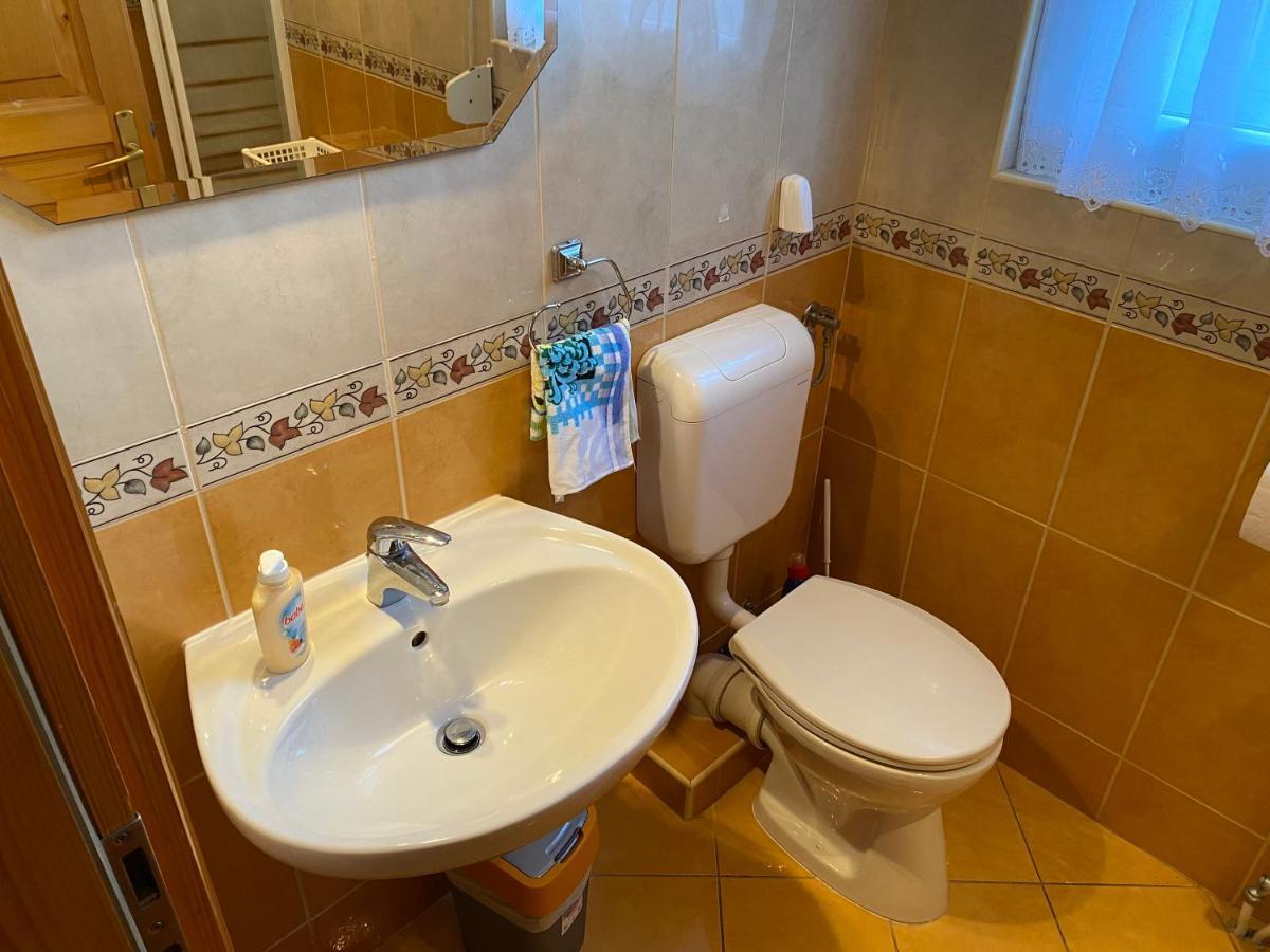 Ferienwohnung Arnyas Haz Balatonlelle Exterior foto