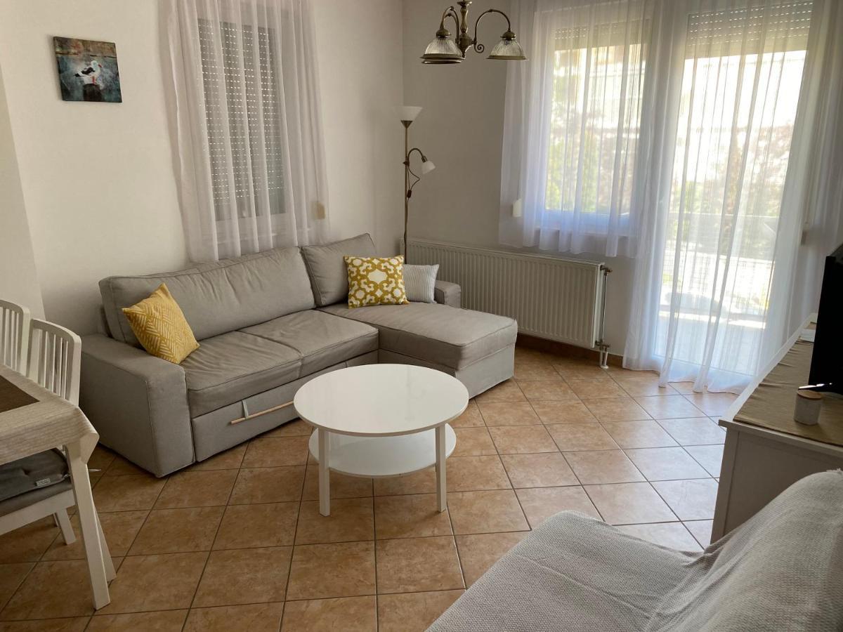Ferienwohnung Arnyas Haz Balatonlelle Exterior foto